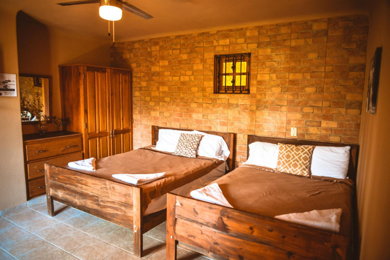 Others 4, Villa Sueno Alcanzado, Jarabacoa