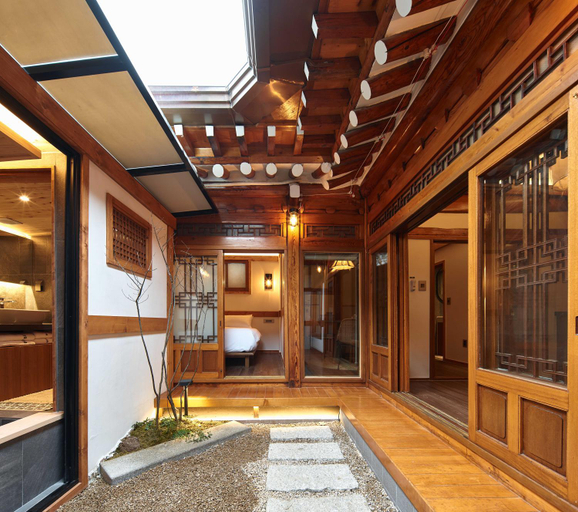 Others 2, Luxury Hanok Heritage Courtyard, Jongno