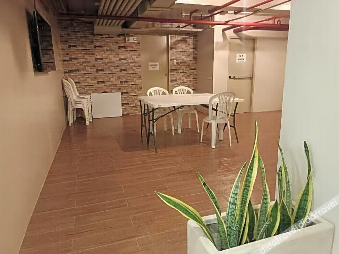 Others 5, Beaver Hotel, Cebu City