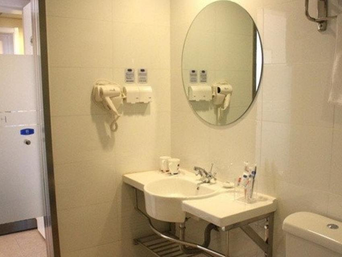 Bathroom, Hanting Hotel Qinhuangdao Quante Field, Qinhuangdao