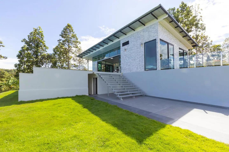 Exterior & Views 1, Stunning 3-Bed Villa in Chiang Mai, Hang Dong