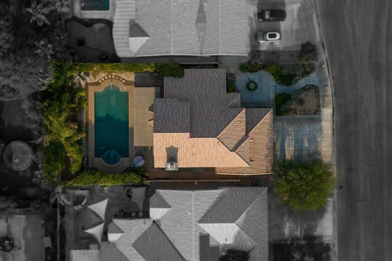 Sunset Disco: Large Pool/Spa @ Lush Family Retreat, Riverside