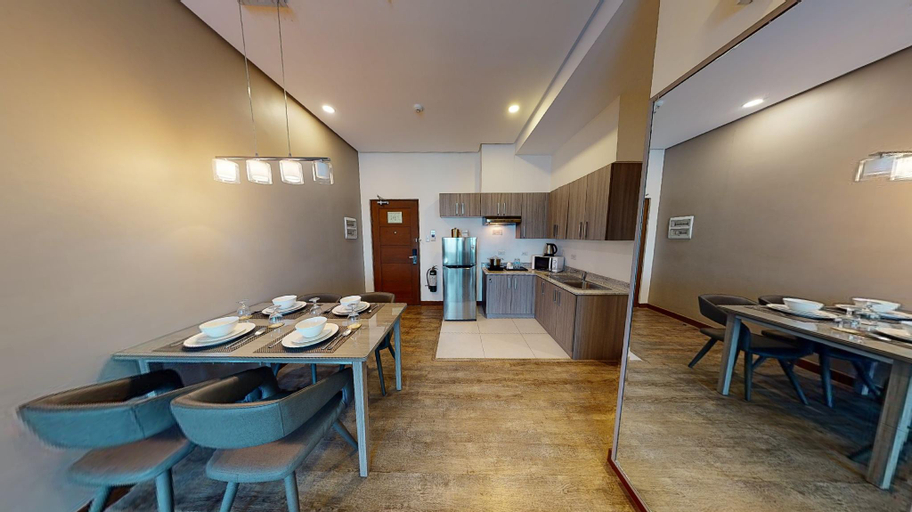 Dining Room 11