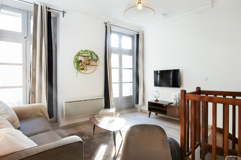 Others 5, N1 Des Etudes Cosy Duplex Netflix Balcon ConciergerieDameCarcas, Aude
