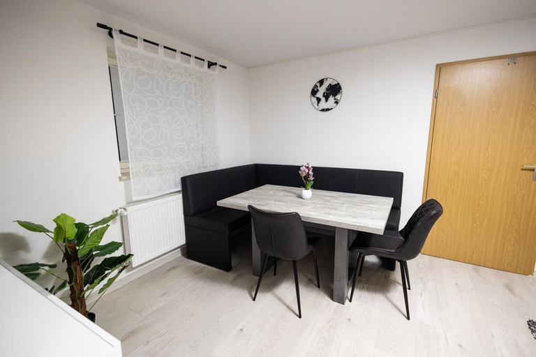 Others 5, Hotel Talblick, Calw
