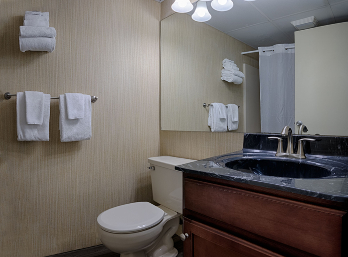 Bathroom, The Barefoot Mailman, Worcester