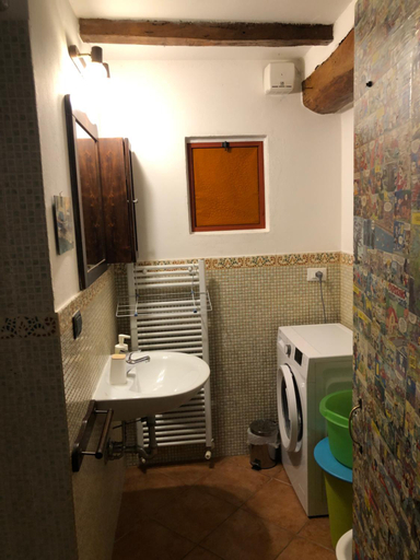 Bathroom, B&B Monte Donato, Bologna