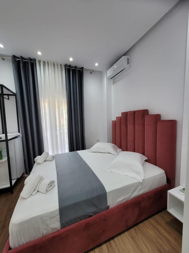 Others 3, Luxury Room's by Lika, Sarandës