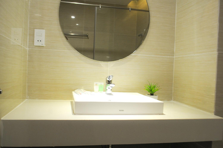 Bathroom 5
