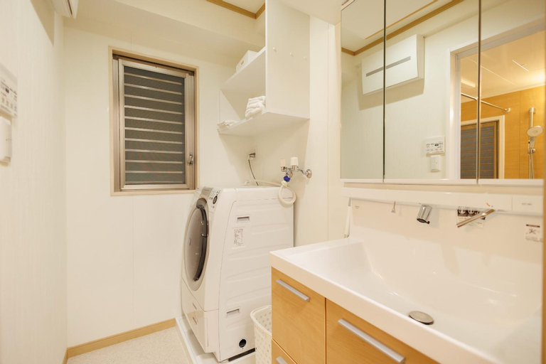 Bathroom 6