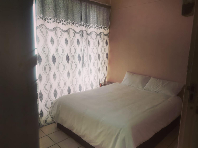 Bedroom 2, Stay Inn Krugersdorp, West Rand