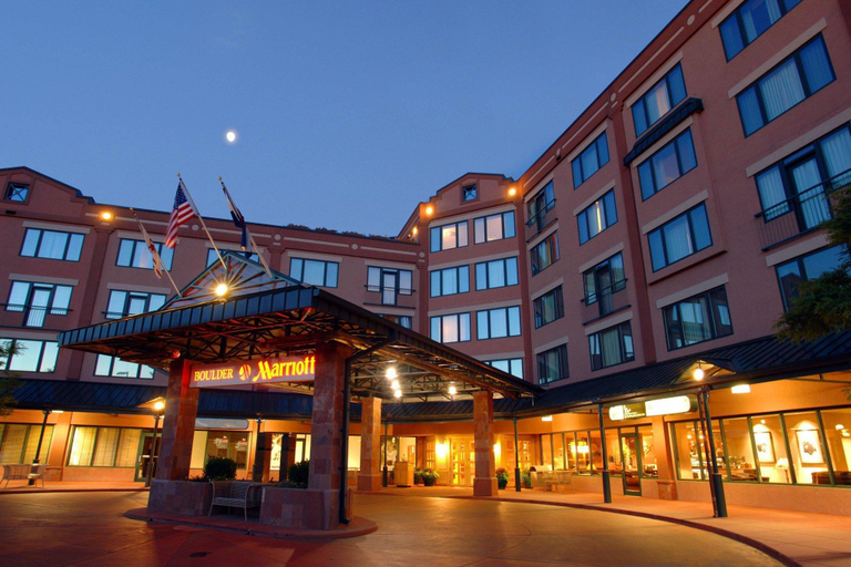 Exterior 6