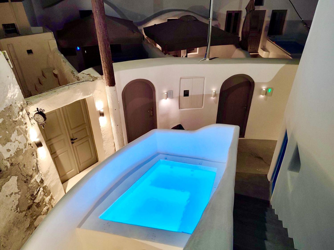 Others 4, Oldtown Suites Fira, South Aegean