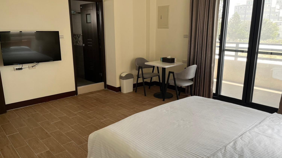 Others 3, Sharkat Homestay, Penghu