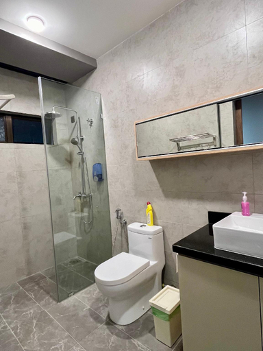 Bedroom 2, Traveler's Stay @ Ipoh (10 Pax), Kinta