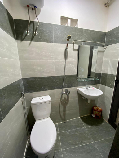 Bathroom 3, BOBE Homestay, Da Nang