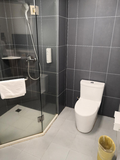 Bathroom 3