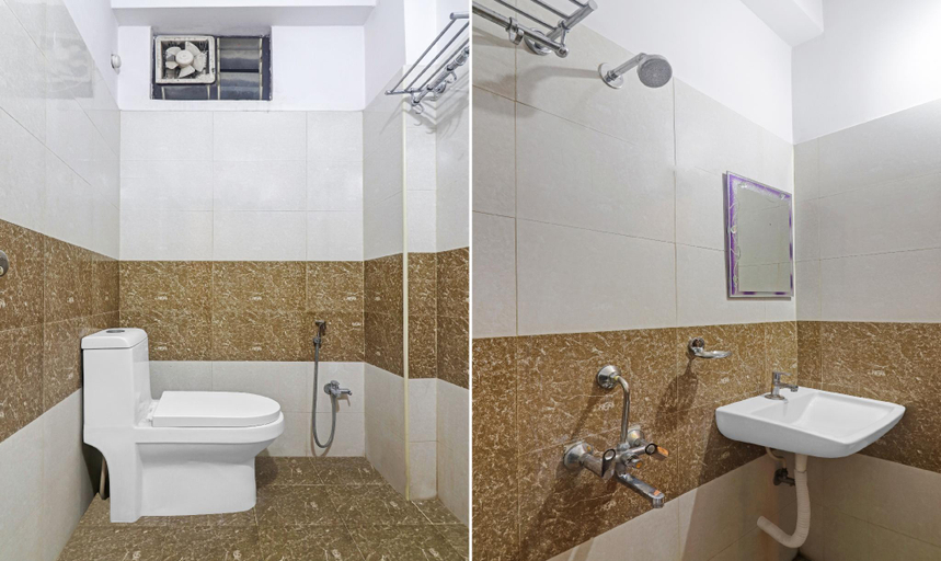 Bathroom 4, Itsy Hotels Aflah, Hyderabad