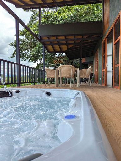 Sport & Beauty 2, Serene Hills Arenal, San Carlos