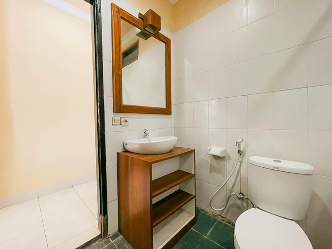 Bathroom 6
