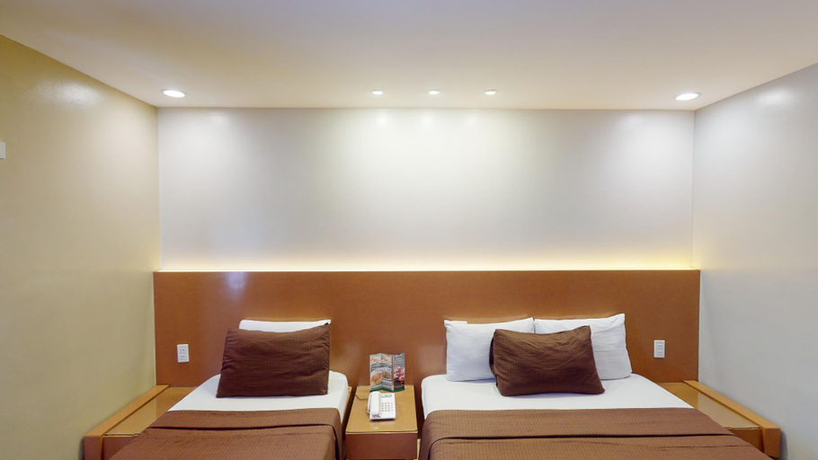 Bedroom 27