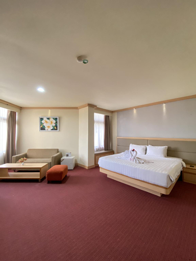 Bedroom 14