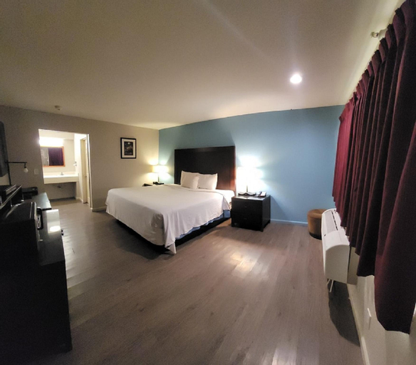 Bedroom 28