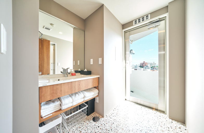 Bathroom 2