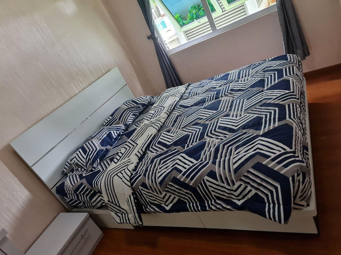 Bedroom 2, Townhouse MGR2 Pool Side at Central Park Mall Area, Jakarta Barat