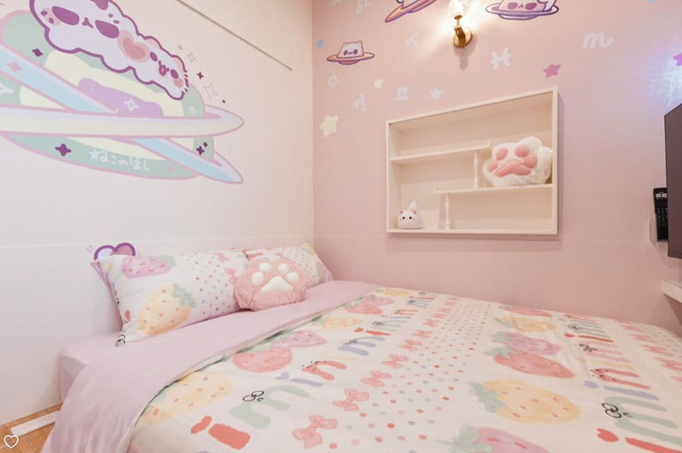 Bedroom 2, stars walk slowly, Tainan