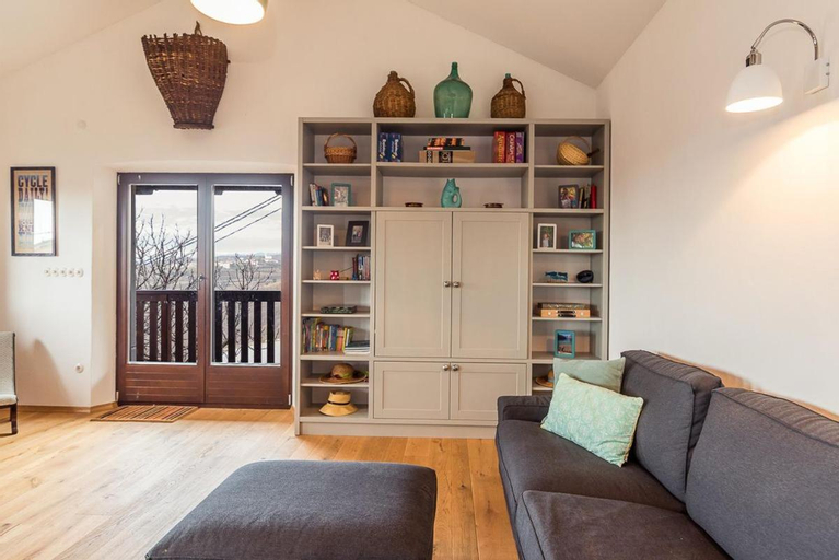 Others 4, Cherry Orchard House, Brda