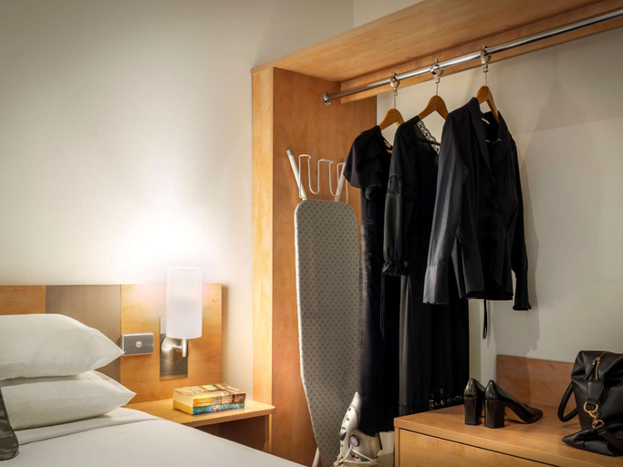 Bedroom 13