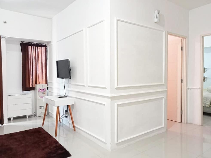 Bedroom 1, Comfy 2 BR Apartmen 60 m At Pakuwon Mall With Wifi, Surabaya