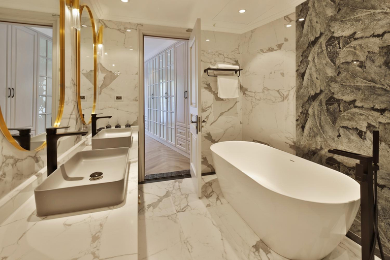 Bathroom 3, Apartments by Vitrine, Hai Bà Trưng
