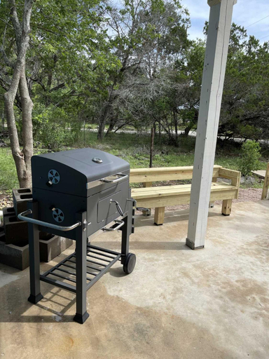 Others 5, River Rock Retreat, Bandera