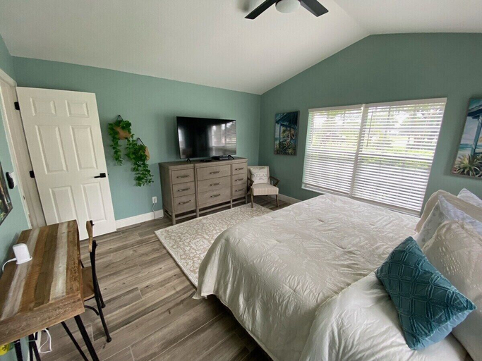 Bedroom 3, Fully Updated Pool Villa, Southern Dunes, Polk