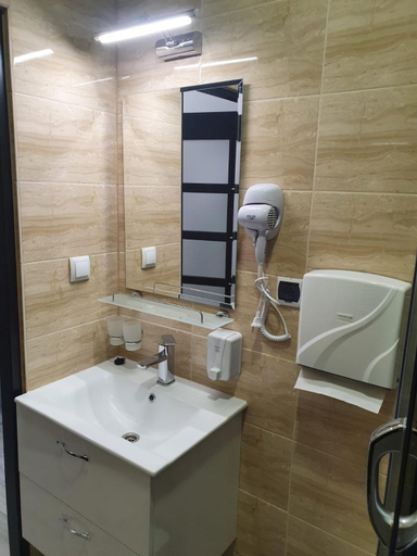 Others 5, Comfort Stay, EV, Parking, Bolesławiec
