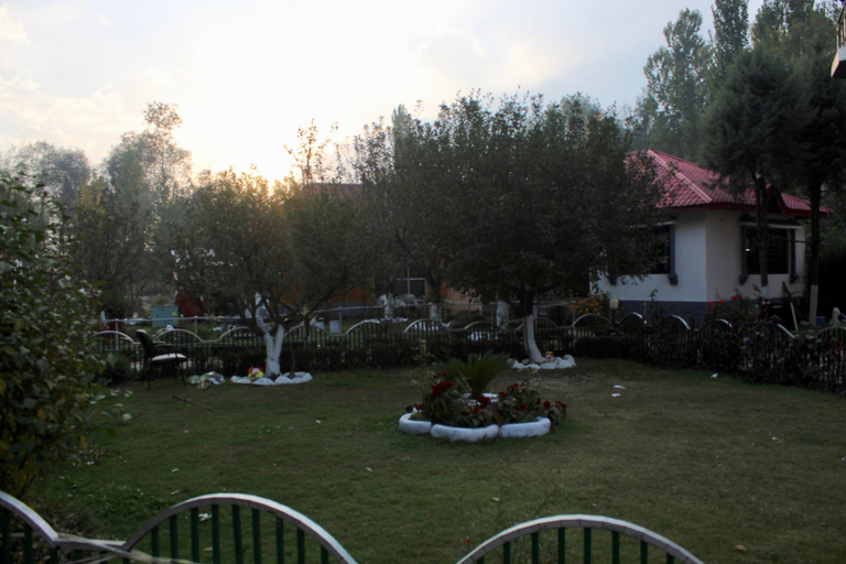 Others 5, Barzam Lake View Resort, Srinagar