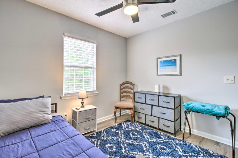 Others 2, Ideally Located Luxe Beach House on Tybee Island, Chatham