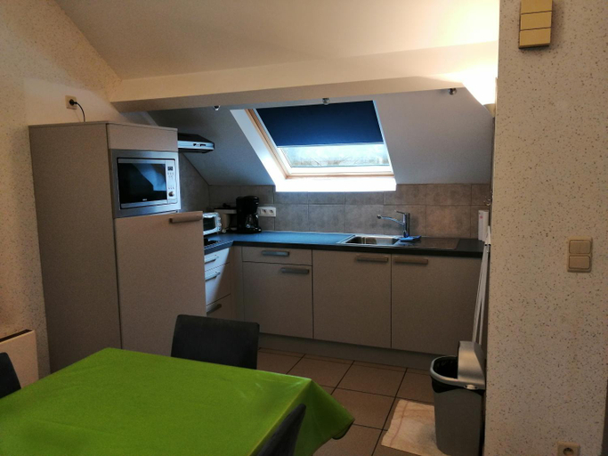 Others 5, Durbuy, ses ruelles pittoresques et sa gastronomie, Luxembourg