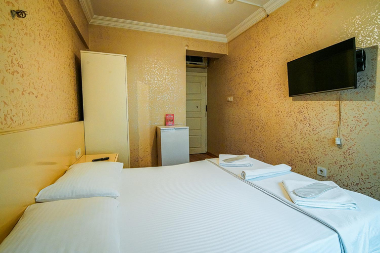 Bedroom 3, Sahra Otel, Kadıköy