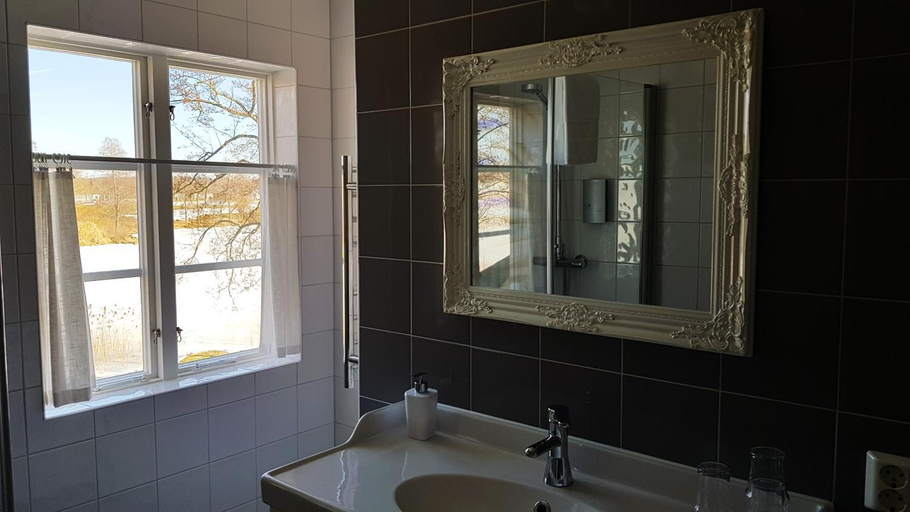 Bathroom 3, Hotell Gronfeltsgarden, Karlskoga