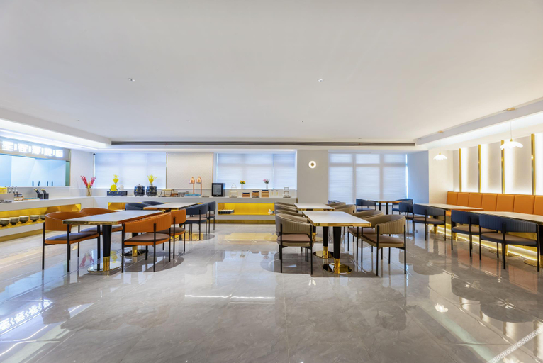 Food & Drinks 5, Starway Hotel Hefei Longhu Longyu Center, Hefei