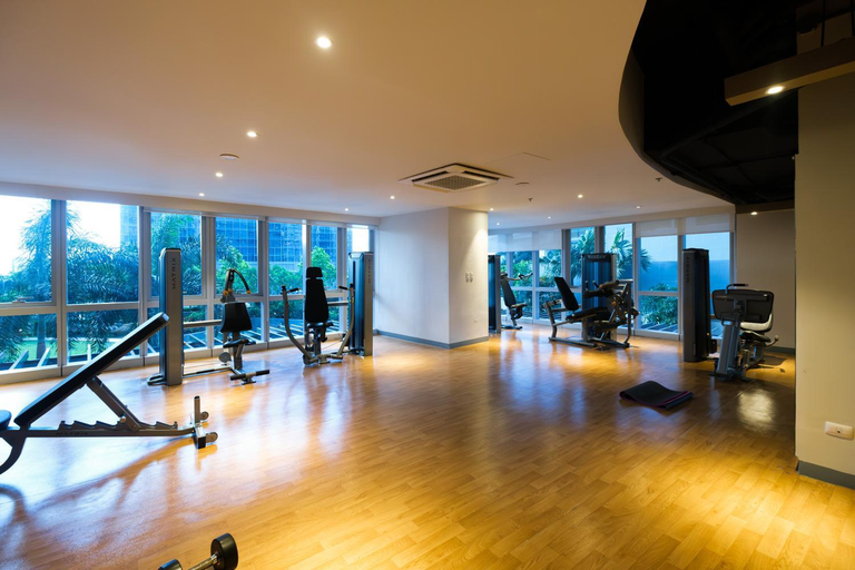 Others 4, Grand Deluxe 3BR with Bathtub in Uptown BGC, Taguig