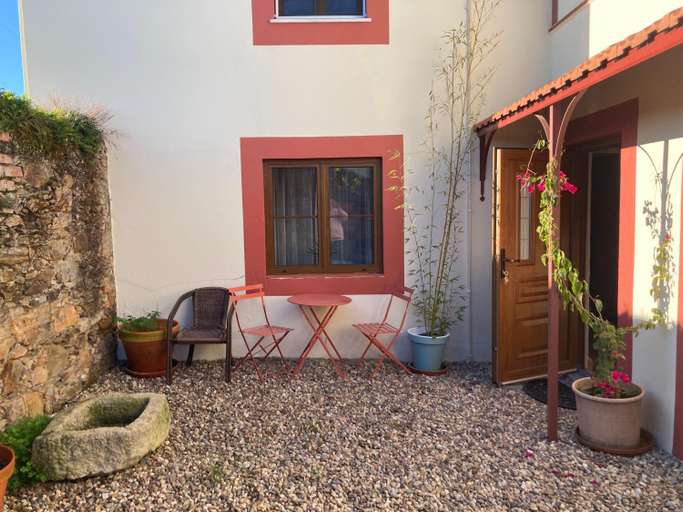 Others 4, A Casa Amarela Guest room, Arganil
