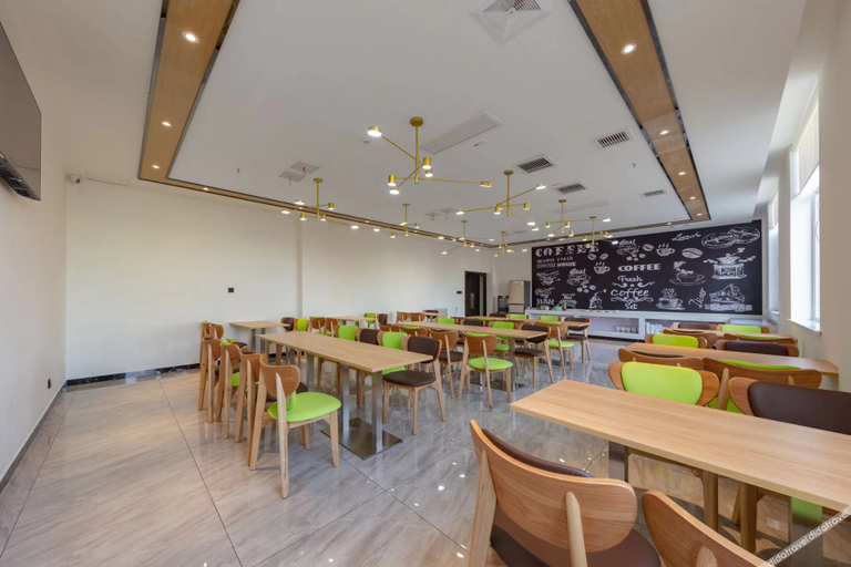 Food & Drinks 3, Green Tree Inn Kaifeng Weishi County People's Square, Kaifeng