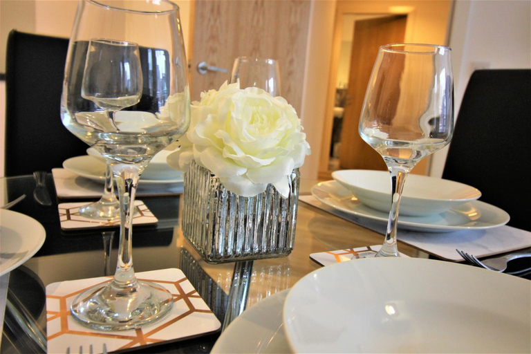 Food & Drinks, City Suites, Cheshire West and Chester