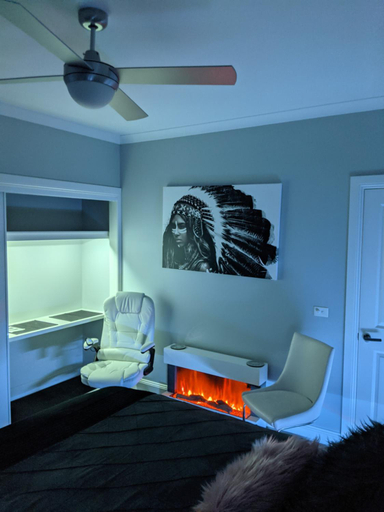 Others 3, Country Luxury, Golden Plains - North-West