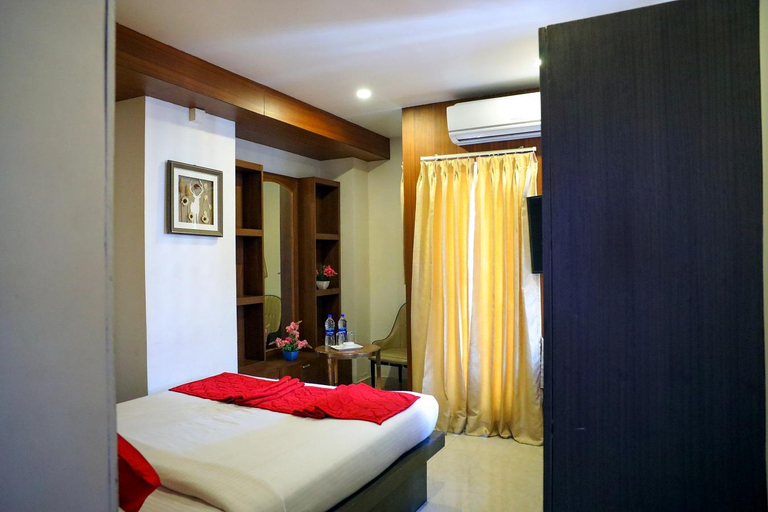 Others 4, HOTEL PKP GRAND, Dharmapuri