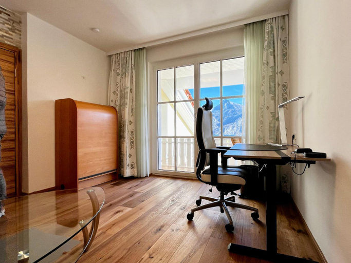 Others 4, Luxury-Suites Traunsee, Gmunden